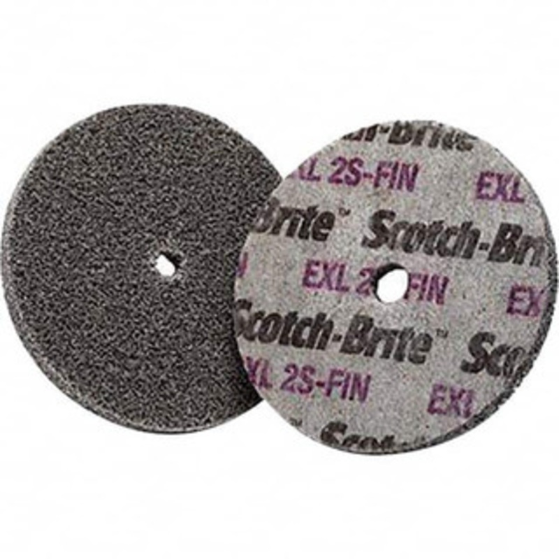 3M 2 Diam, 1/2 Face Width, 1/4 Center Hole, Fine Grade, Silicon Carbide Deburring Wheel Unitized, Soft Density 2 Grade, 16,100 RPM 7000000721 – 01175082
